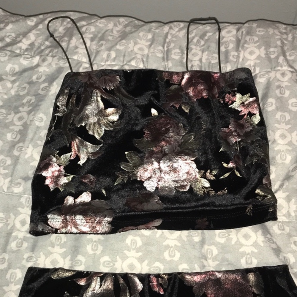 2 Piece Set - image 2